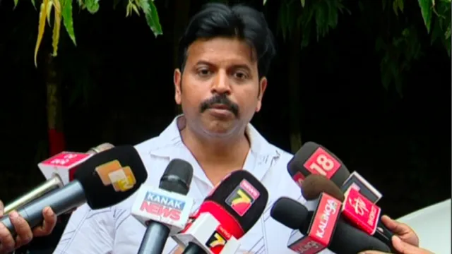 କଳାକାରଙ୍କ କଳି ଭିତରେ ରାଜନୀତି ପଶିବାକୁ ନେଇ ବଢ଼ିଲା ଅସନ୍ତୋଷ: ରାଜନୀତି ନକରିବାକୁ ଅଭିନେତା ଅଖିଳ ପଟ୍ଟନାୟକଙ୍କ ଅପିଲ