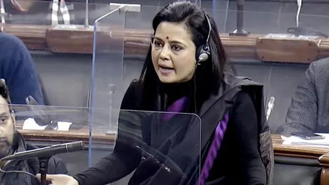 ଟଙ୍କା ନେଇ ପ୍ରଶ୍ନ ପଚାରିବା ମାମଲା : ଟିଏମସି ସାଂସଦ ମହୁଆ ମୋଇତ୍ରାଙ୍କ ପାଇଁ ବଢିଲା ଅଡୁଆ । ସଂସଦର ନୈତିକତା କମିଟି ପଠାଇଲା ନୋଟିସ