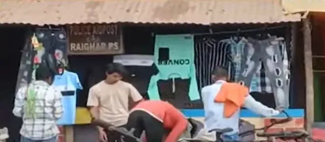 ପୁଲିସ ଏଡ଼୍ ପୋଷ୍ଟ ପାଲଟିଛି କପଡ଼ା ଦୋକାନ : ଟ୍ରାଫିକ ଡ୍ୟୁଟିରେ ରହୁ ନାହାନ୍ତି କର୍ମଚାରୀ