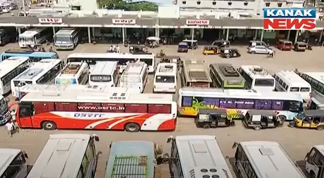 ପକେଟକୁ ବାଧୁଛି ବନ୍ଦ : ୧୦୦ ଟଙ୍କା ବଦଳରେ ୩ହଜାର ଗଣିଲେ ହସ୍ପିଟାଲରୁ ଫେରୁଥିବା କ୍ୟାନସର ରୋଗୀ