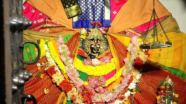 ମାଆ ବିରଜାଙ୍କ ପୀଠରେ ନବରାତ୍ର ପୂଜା : ମାଆଙ୍କୁ ପାଦ ଦର୍ଶନ ଓ ରଥଯାତ୍ରା ଆରମ୍ଭ