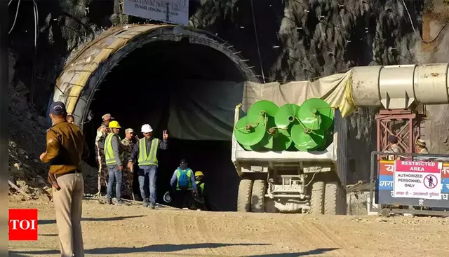 ସୁଡଙ୍ଗରେ ଫସିଥିବା ଶ୍ରମିକ ମାନଙ୍କୁ ବାହାର କରିବାକୁ ଯାଉଥିବା ଏହି ‘ଅଗର’ ଡ୍ରିଲ ମେସିନ କଣ ? କେମିତି କରେ କାମ ?