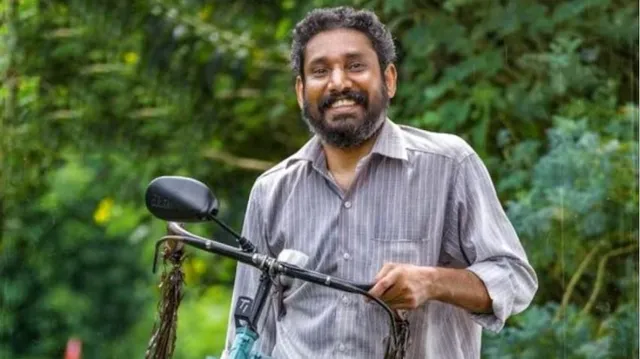 ବିଶିଷ୍ଟ ଅଭିନେତାଙ୍କର ୪୫ ବର୍ଷ ବୟସରେ ନିଧିନ । ହୋଟେଲ ପାଖରେ ଥିବା କାରରୁ ମିଳିଲା ମୃତଦେହ । ଯାଞ୍ଚରେ ଲାଗିଛି ପୁଲିସ ।