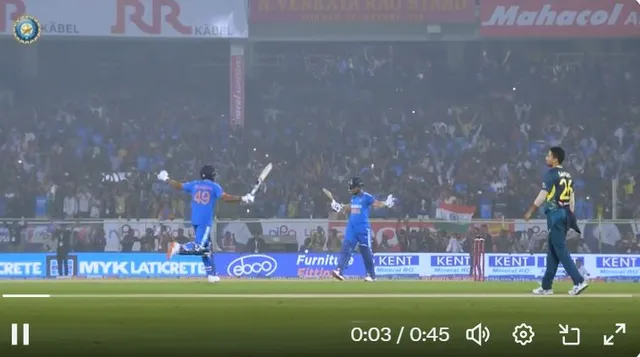 ବିଶ୍ୱକପ୍ ଫାଇନାଲ୍ ପରାଜୟ ପରେ ଭାରତର ରୋମାଞ୍ଚକର ବିଜୟ । ଅଷ୍ଟ୍ରେଲିଆ ବିପକ୍ଷ ପ୍ରଥମ ଟି-୨୦କୁ ୨ ୱିକେଟରେ ଜିତିଲା ଟିମ୍ ଇଣ୍ଡିଆ ।