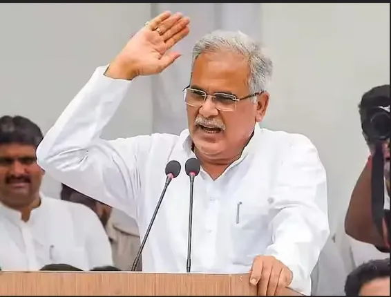 ଛତିଶଗଡ ନିର୍ବାଚନ ପାଇଁ କଂଗ୍ରେସ ଜାରିକଲା ଘୋଷଣାପତ୍ର । ଜାଣନ୍ତୁ ବିଜେପିକୁ ଟକ୍କର ଦେବାକୁ ଭୋଟରଙ୍କୁ କଂଗ୍ରେସ କ’ଣ ଦେଲା ପ୍ରତିଶ୍ରୁତି