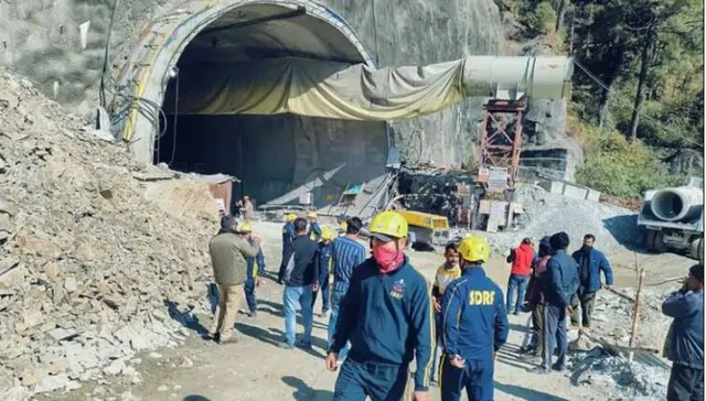 ଉତ୍ତରକାଶୀ ଟନେଲରେ ଫଶିଥିବା ଶ୍ରମିକଙ୍କ ଉଦ୍ଧାର କାର୍ଯ୍ୟ ଜାରି । ଚଉଡା ପାଇପଲାଇନ୍ ଯୋଗେ ଶ୍ରମିକଙ୍କୁ କାଢିବାକୁ କରାଯାଉଛି ଯୋଜନା ।ଚିନ୍ତାରେ ଓଡିଆ ଶ୍ରମିକଙ୍କ ପରିବାର ।