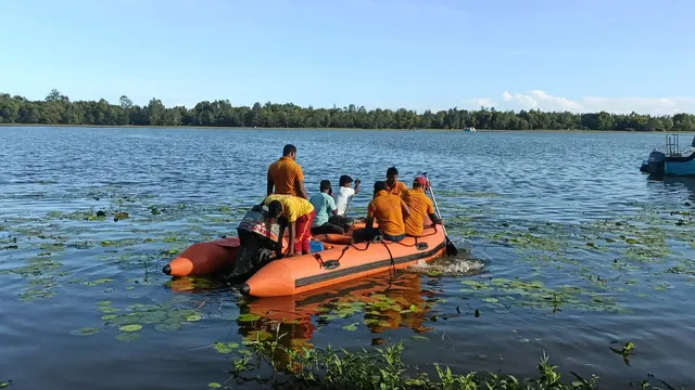 ଛତ୍ରପୁର ତାମ୍ପରାରେ ଓଲଟିଲା ଡଙ୍ଗା: ଭାଉଜ ମୃତ, ନଣନ୍ଦ ଉଦ୍ଧାର