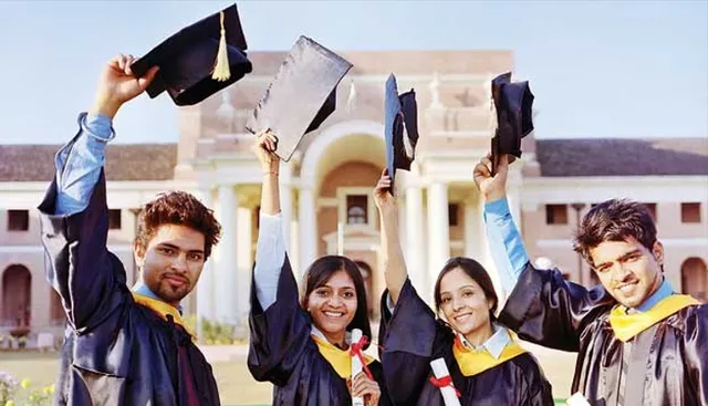 ଅଧ୍ୟୟନ ପାଇଁ ଆମେରିକାରେ ଯାଉଥିବା ଭାରତୀୟଙ୍କ ସଂଖ୍ୟାରେ   ଆଶାତୀତ ବୃଦ୍ଧି, ଚାଇନାକୁ ପଛରେ ପକେଇଦେଲା ।