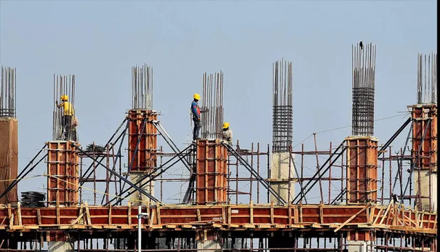 ପାଲେଷ୍ଟାଇନୀୟଙ୍କ ସ୍ଥାନରେ ଇସ୍ରାଏଲ ଚାହୁଁଛି ଏକ ଲକ୍ଷ ଭାରତୀୟ ଶ୍ରମିକ ନେବାପାଇଁ । କିଏ କରୁଛି  ବିରୋଧ ?