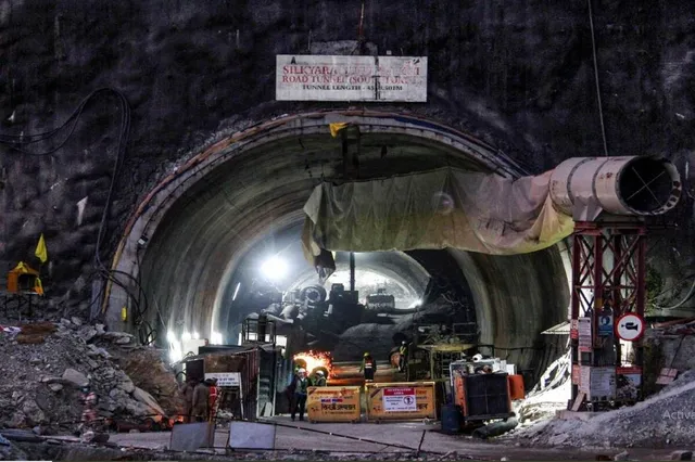 ଶ୍ରମିକଙ୍କ ପାଖରେ ପହଞ୍ଚିବାକୁ ଆଉ କିଛି ମିଟର ବାକି । ଆଜି ଉଦ୍ଧାର ପାଇଁ ସବୁ ପ୍ରସ୍ତୁତି ଶେଷ ।