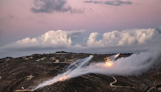 ଇସ୍ରାଏଲର ଦୁଇ ତରଫା ଆକ୍ରମଣ , ହମାସ ପରେ ଏବେ ହିଜବୁଲ୍ଲା ଉପରେ ଡ୍ରୋନ ଆଟାକ୍
