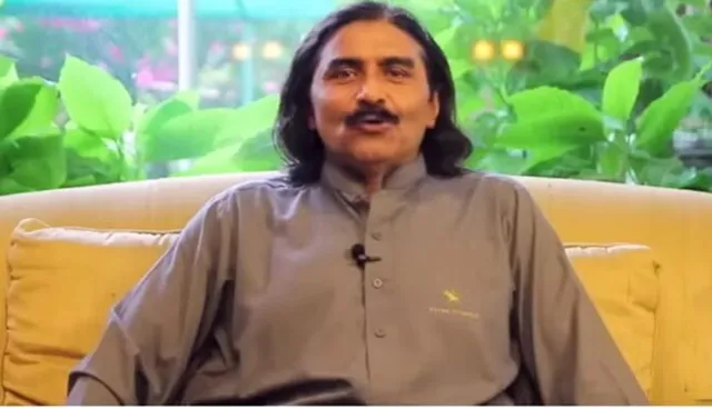 ରାମ ମନ୍ଦିର ଭିତରେ ଯିଏ ପ୍ରବେଶ କରିବ ସିଏ ମୁସଲମାନ ହେଇ ବାହାରିବ ।  ଏମିତି କହିଲେ ଜାଭେଦ ମିଆଁଦାଦ