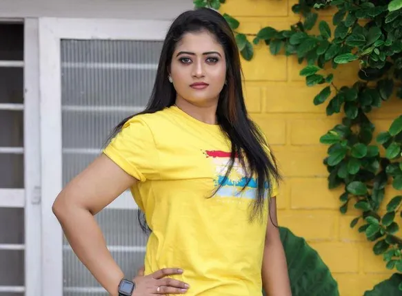 ମାଲାୟଲମ ଅଭିନେତ୍ରୀଙ୍କ ଦୁଃଖଦ ବିୟୋଗ । ୮ମାସର ଥିଲେ ଗର୍ଭବତୀ, ଏବେ ଆଇସିୟୁରେ ପିଲା