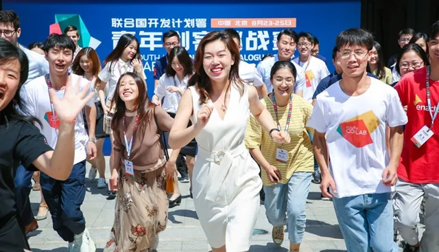 ଚୀନ୍‌ର ଯୁବବର୍ଗ କାହିଁକି ଯାଉଛନ୍ତି ଥାଇଲ୍ୟାଣ୍ଡ ? ବର୍ଷକ ମଧ୍ୟରେ ୫୦ ଲକ୍ଷ ଯୁବକ ଥାଇଲାଣ୍ଡ ଗଲେଣି ।