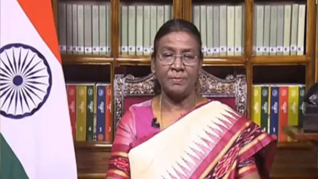 ସାଧାରଣତନ୍ତ୍ର ଦିବସ ପୂର୍ବରୁ ଦେଶବାସୀଙ୍କୁ ରାଷ୍ଟ୍ରପତି ଦ୍ରୌପଦୀ ମୁର୍ମୁଙ୍କ ସମ୍ବୋଧନ । ଦେଶର ବିକାଶରେ ପ୍ରତ୍ୟେକ ନାଗରିକଙ୍କ ଭୂମିକା ଥିବା କହିଲେ ରାଷ୍ଟ୍ରପତି