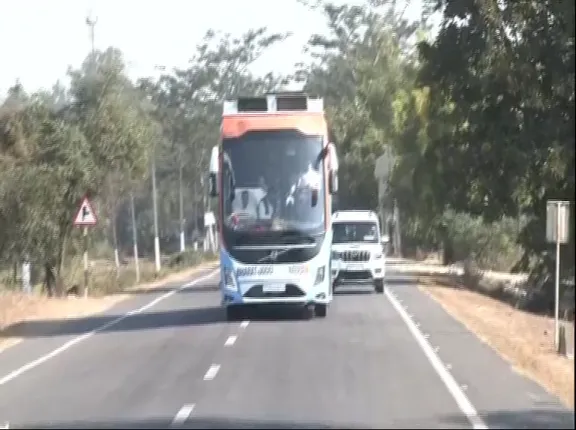 ଫେବୃଆରୀ ୧ରୁ କଂଗ୍ରେସର ବସ୍ ଯାତ୍ରା । ସମସ୍ତ ବରିଷ୍ଠ ନେତାଙ୍କୁ ବସରେ ନେଇ ସାରା ଓଡିଶା ବୁଲିବାର ରହିଛି କାର୍ଯ୍ୟକ୍ରମ