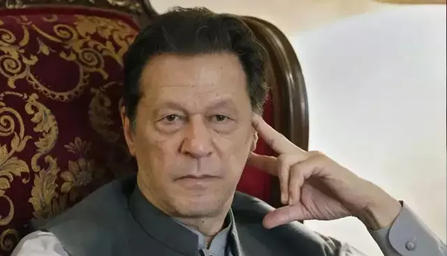 ସାଧାରଣ ନିର୍ବାଚନ ପୂର୍ବରୁ ଇମ୍ରାନ ଖାନଙ୍କୁ ବଡ ଝଟକା :  ସାଇଫର ମାମଲାରେ ୧୦ ବର୍ଷ ଜେଲ ଦଣ୍ଡାଦେଶ