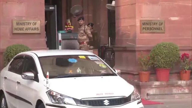 ସାଧାରଣତନ୍ତ୍ର ଦିବସ ଅବସରରେ ୧୧ଶହ ୩୨ ଜଣ ପାଇବେ ସେବା ପଦକ । ବୀରତ୍ୱ ଓ ସେବା ପାଇଁ ସମ୍ମାନୀତ ହେବେ ପୋଲିସ, ଫାୟାର ସର୍ଭିସ, ହୋମଗାର୍ଡ, ସିଭିଲ ଡିଫେନ୍ସ କର୍ମଚାରୀ, ଓଡ଼ିଶାରୁ ୧୫