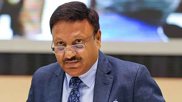 ନିର୍ବାଚନ ସମୀକ୍ଷା ପାଇଁ ଓଡିଶାରେ ମୁଖ୍ୟ ନିର୍ବାଚନ କମିସନର ।ଲୋକସଭା ଓ ବିଧାନସଭା ନିର୍ବାଚନ ନେଇ କରିବେ ସମୀକ୍ଷା, ନେତାଙ୍କ ସହ କରିବେ ଆଲୋଚନା ।