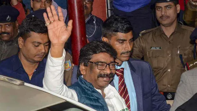 ୫ଦିନିଆ ଇଡି ରିମାଣ୍ଡରେ ହେମନ୍ତ ସୋରନ । ଇଡି କାର୍ଯ୍ୟାନୁଷ୍ଠାନ ବିରୋଧରେ ସୋରେନଙ୍କ ଆବେଦନକୁ ସୁପ୍ରିମକୋର୍ଟଙ୍କ ଖାରଜ