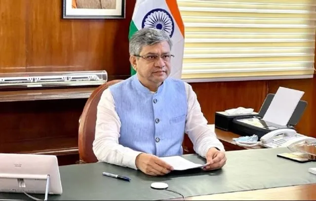 ରାଜ୍ୟସଭା ତୃତୀୟ ଆସନ ପାଇଁ କିଏ ହେବେ ପ୍ରାର୍ଥୀ? ଆସନ୍ତାକାଲି ନାମାଙ୍କନ ଭରିପାରନ୍ତି ଅଶ୍ୱିନୀ ବୈଷ୍ଣବ ନାମାଙ୍କନ ଭରିବା ନେଇ ସୂଚନା ।