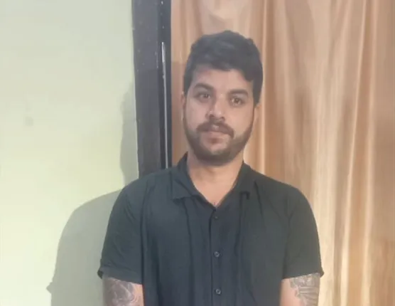 ନକଲି ନୌସେନା ଅଧିକାରୀ ଗିରଫ । ମାଟ୍ରିମୋନିରେ ସାଇଟ୍ ଖୋଲି ଯୁବତୀଙ୍କୁ ବ୍ଲାକମେଲ କରୁଥିବା ଅଭିଯୋଗ ।