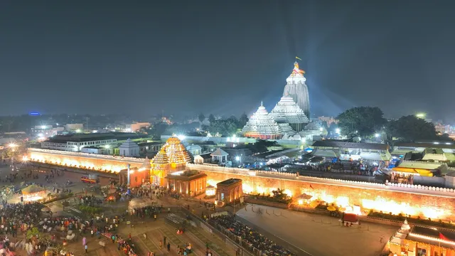 ରତ୍ନଭଣ୍ଡାର ପାଇଁ ତଦାରଖ କମିଟି ଗଠନ କଲେ ମୁଖ୍ୟମନ୍ତ୍ରୀ । ମହାପ୍ରଭୁଙ୍କ ଅଳଙ୍କାର ଓ ମୂଲ୍ୟବାନ ବସ୍ତୁର ତାଲିକା ପ୍ରସ୍ତୁତ କରିବ କମିଟି ।