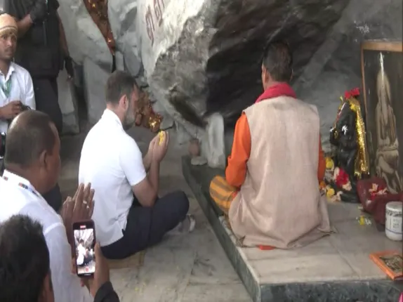 ବେଦବ୍ୟାସ ମନ୍ଦିରରେ ରାହୁଲଙ୍କ ପୂଜାର୍ଚ୍ଚନା । ଚନ୍ଦ୍ରଶେଖର ବାବାଙ୍କର କଲେ ରୁଦ୍ରାଭିଷେକ ।