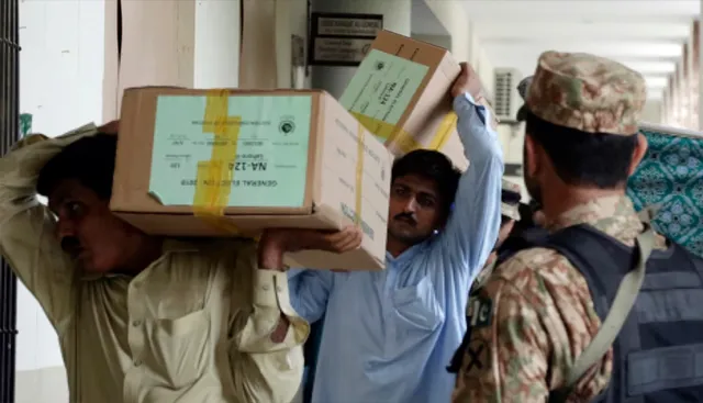 ଆଫଗାନିସ୍ତାନ ସୀମା ନିକଟରେ ଇମ୍ରାନ ଖାନଙ୍କ ଦଳର ପ୍ରାର୍ଥୀ ଗୁଳିକରି ହତ୍ୟା ।  ତିନିଜଣ ଆହତ ।