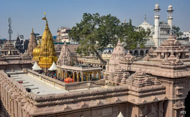 ଜ୍ଞାନବାପୀରେ ଜାରି ରହିବ ପୂଜା । ଆହ୍ଲାବାଦ ହାଇକୋର୍ଟ ଦେଲେ ବଡ ରାୟ ।