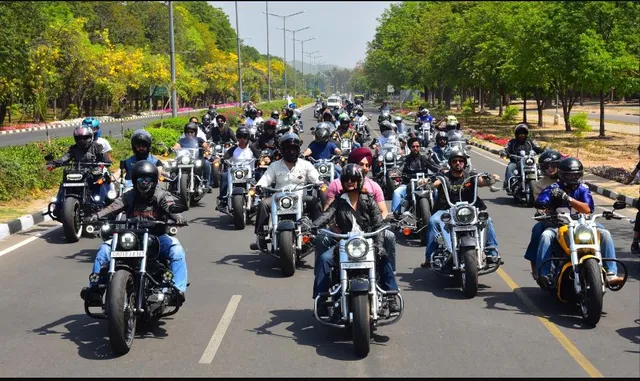 ଇଲେକ୍ଟ୍ରିକ୍ ଗାଡିରେ ହେବ ରୋଡ ସୋ’ । ପ୍ରଦୂଷଣ ରୋକିବାକୁ ଶକ୍ତି ବିଭାଗର ପଦକ୍ଷେପ ।