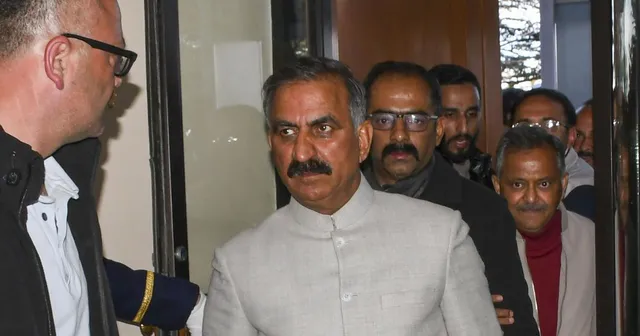 ହିମାଚଳପ୍ରଦେଶର ମନ୍ତ୍ରୀ ଚଣ୍ଡିଗଡରେ । ହୋଟେଲରେ ୬ ବିଦ୍ରୋହୀ ବିଧାୟକଙ୍କୁ ଭେଟିଲେ, ପୁଣି ଆରମ୍ଭ ହେଲା ଚର୍ଚ୍ଚା ।