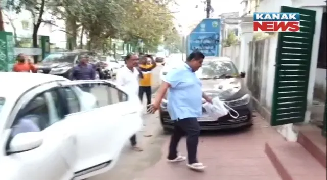 ବିଧାୟକ ପ୍ରଫୁଲ୍ଲ ସାମଲଙ୍କ ପୁଅ ପ୍ରୟାସକାନ୍ତିଙ୍କୁ ରାତି ସାରା ଜେରା । ବରପଦା ଇଂଜିନିୟରିଂ କଲେଜ ଜମି ଦୁର୍ନୀତି ମାମଲାରେ ଜେରା ।