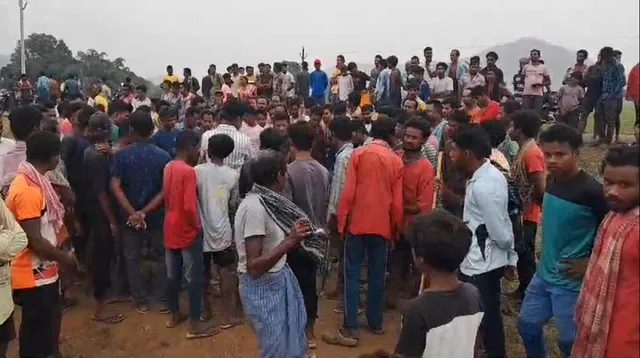 ଅପହରଣ କରିବାକୁ ଆସିଥିଲେ, ନିଜେ ଧରାପଡି ଖାଇଲେ ନିସ୍ତୁକ ମାଡ । କୋରାପୁଟ ବନ୍ଧୁଗାଁ ବ୍ଲକ ସୁନାପାଲମୁଣ୍ଡାର ଘଟଣା ।