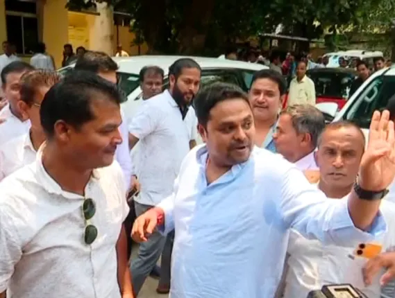 କେନ୍ଦ୍ରାପଡା ଋଣନୀତି ପାଇଁ ବିଜେଡିର ବଡ ପ୍ରସ୍ତୁତି , ଉଭୟ ଲୋକସଭା ଓ ବିଧାନସଭା ପାଇଁ ଦଳ ପ୍ରସ୍ତୁତ କରିଛି ବ୍ଳୁ ପ୍ରିଣ୍ଟା