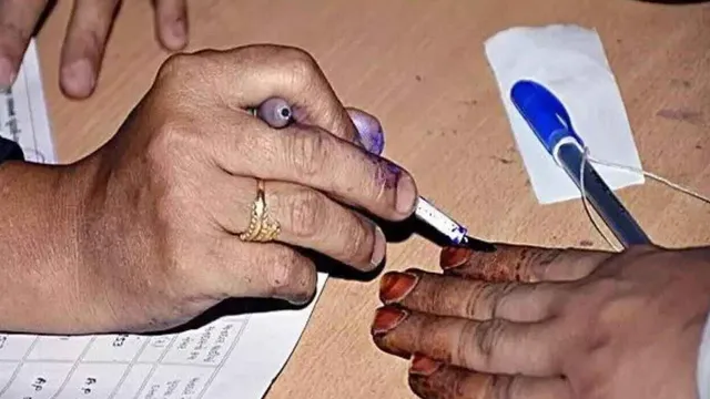 ଅଧିସୂଚନା ଜାରି । ବିସ୍ଥାପିତ କାଶ୍ମୀର ପଣ୍ଡିତଙ୍କ ପାଇଁ ଦିଲ୍ଲୀରେ ଖୋଲିବ ୪ ମତଦାନ କେନ୍ଦ୍ର