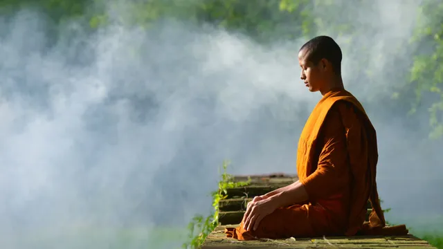 ଅନ୍ତିମ ସଂସ୍କାର ପୂର୍ବରୁ ବୌଦ୍ଧ ଭିକ୍ଷୁଙ୍କ ଶବକୁ କାହିଁକି କରାଯାଏ ଖଣ୍ଡ ଖଣ୍ଡ । ଜାଣନ୍ତୁ କାରଣ