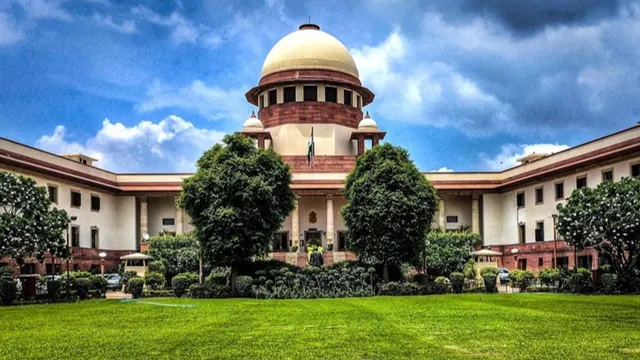 ସୁପ୍ରିମକୋର୍ଟଙ୍କ ବଡ ନିଷ୍ପତ୍ତି । ୩୦ ସପ୍ତାହ ଗର୍ଭବତୀ ଥିବା ୧୪ ବର୍ଷୀୟା ଦୁଷ୍କର୍ମ ପୀଡିତା ନାବାଳିକାଙ୍କୁ ଗର୍ଭପାତ ଅନୁମତି