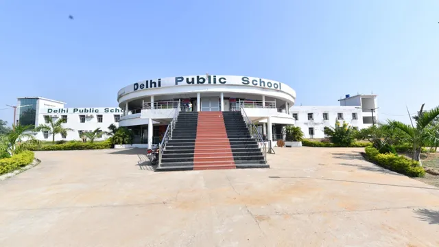 ଜେଇଇ ପରୀକ୍ଷାରେ ସମ୍ବଲପୁର ସ୍ଥିତ ଦିଲ୍ଲୀ ପବ୍ଲିକ ସ୍କୁଲର ଉଲ୍ଲେଖନୀୟ ସଫଳତା