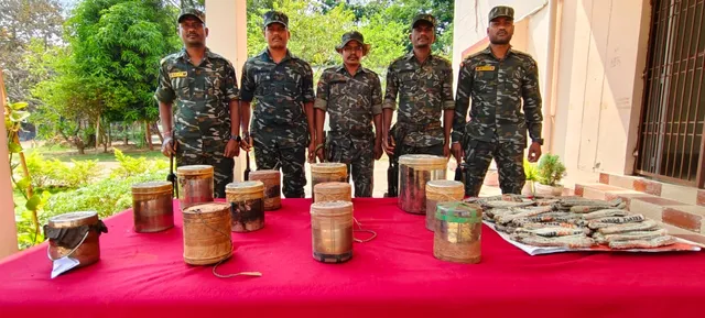 ମାଲକାନଗିରିରେ ଯବାନଙ୍କୁ ବଡ଼ ସଫଳତା । ମାଓ କ୍ୟାମ୍ପ ଠାବ ସହ ବିପୁଳ ମାଓ ସାମଗ୍ରୀ ଜବତ ।