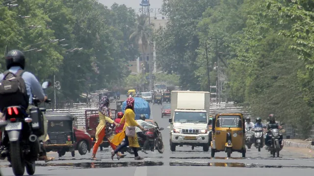 ଅସହ୍ୟ ଗରମରେ ସିଜୁଛି ଓଡିଶା .ଅପରାହ୍ନ ସାଢେ ୨ଟା ସୁଦ୍ଧା ଭୁବନେଶ୍ୱରରେ ତାପମାତ୍ରା ୪୧.୮ ରେର୍କଡ ।