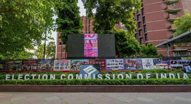 ନିରପେକ୍ଷ ନିର୍ବାଚନ ପାଇଁ ସତର୍କ ନିର୍ବାଚନ କମିଶନ । ୬ ରାଜ୍ୟ ପାଇଁ ନିଯୁକ୍ତ କଲେ ସ୍ୱତନ୍ତ୍ର ପର୍ଯ୍ୟବେକ୍ଷକ ।