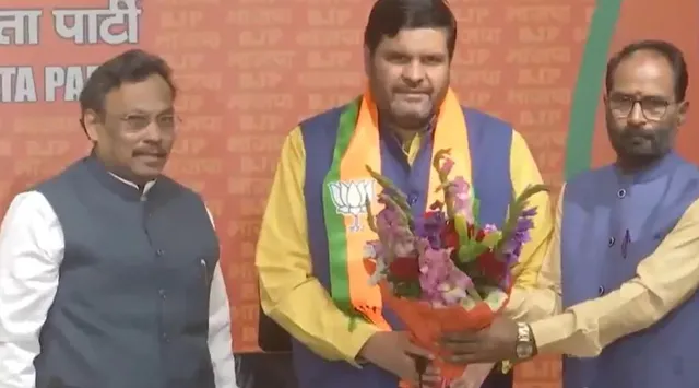 ବିଜେପିରେ ମିଶିଲେ ଗୌରବ ବଲ୍ଲଭ । ଆଜି ଦେଇଥିଲେ କଂଗ୍ରେସରୁ ଇସ୍ତଫା