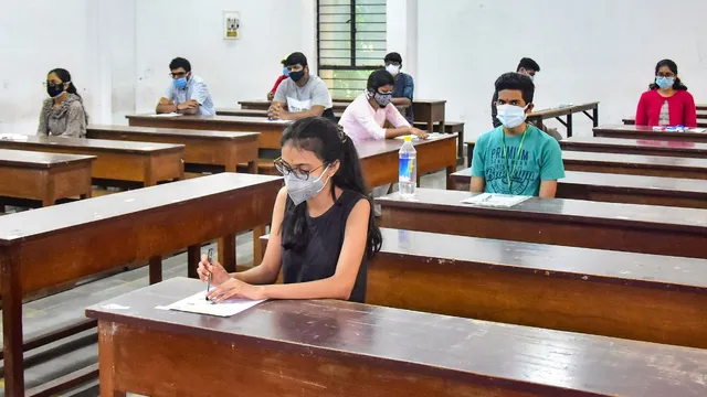 ପ୍ରକାଶ ପାଇଲା ଜେଇଇ ମେନ୍ ପେପର-୧ ପରୀକ୍ଷା ଫଳ । ରେକର୍ଡ ସଂଖ୍ୟକ ୫୬ ଜଣ ଟପ୍ପର ତାଲିକାରେ ପାଇଲେ ସ୍ଥାନ ।