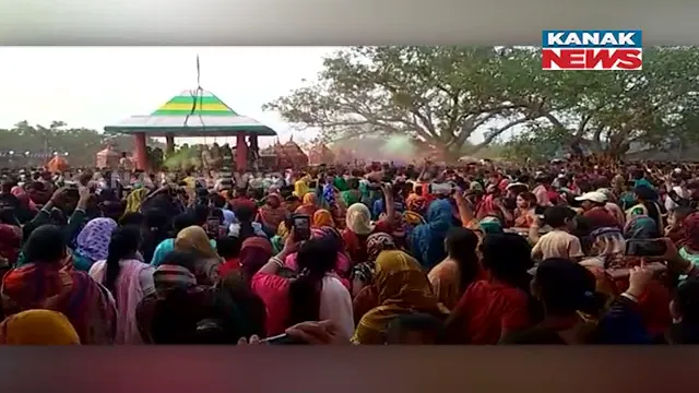 ଖୋର୍ଦ୍ଧା ସିମୋର ଦୋଳପଡିଆରେ ପଞ୍ଚୁଦୋଳ ଉତ୍ସବ । ଏକାଠି ହେଲେ ଭକ୍ତ ଆଉ ଭଗବାନ ।