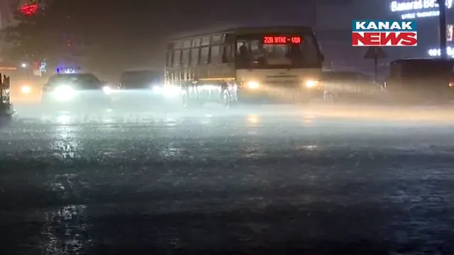 ତାତିରୁ ମିଳିଲା ଆଶ୍ୱସ୍ତି । ବଦଳିଲା ପାଗର ମିଜାଜ୍ । ରାଜ୍ୟର ବିଭିନ୍ନ ଅଞ୍ଚଳରେ କାଳବୈଶାଖୀ ବର୍ଷା ।