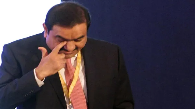 ହିଣ୍ଡେନବର୍ଗ ରିପୋର୍ଟ ପରେ ପୁଣି ଅଦାନୀ ଗ୍ରୁପକୁ ଝଟକା । ୬ କମ୍ପାନୀକୁ ‘ସେବି’ ପଠାଇଲା ନୋଟିସ୍, ଜାଣନ୍ତୁ କାରଣ