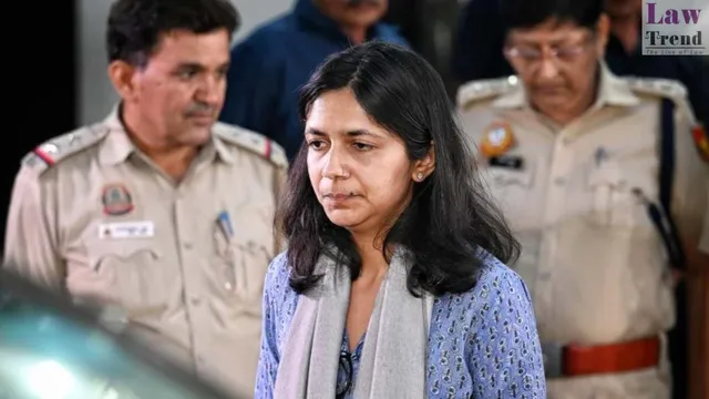 କୋର୍ଟରେ କାନ୍ଦିଲେ ସ୍ୱାତୀ ମାଲିୱାଲ,ମାରପିଟ ସହ ତାଙ୍କ ସହ ଅଭିଯୁକ୍ତ ଦୁର୍ବ୍ୟବହାର କରିଥିବା ଅଭିଯୋଗ । ବୈଭବଙ୍କ ଜାମିନ ଆବେଦନ ଖାରଜ