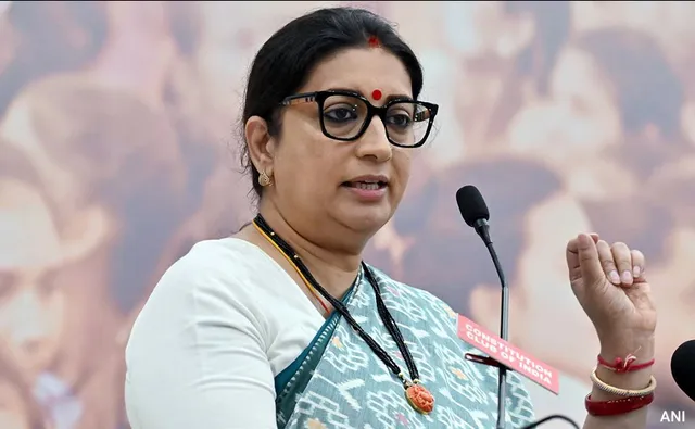 ରାଜ୍ୟରେ ଶେଷ ପର୍ଯ୍ୟାୟ ନିର୍ବାଚନ ପାଇଁ କସରତ । ଆଜି ପ୍ରଚାର ପାଇଁ ଆସୁଛନ୍ତି କେନ୍ଦ୍ରମନ୍ତ୍ରୀ ସ୍ମୃତି ଇରାନୀ । କୁଜଙ୍ଗ, ଆଳି ପରେ ରେମୁଣାରେ କରିବେ ପ୍ରଚାର ।