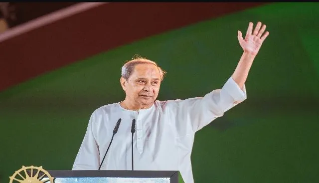 ଆଉ କିଛି ସମୟ ପରେ ଭବାନୀପାଟଣା ବାହାରିବେ ମୁଖ୍ୟମନ୍ତ୍ରୀ । ଜାଣନ୍ତୁ ଆଜି ଦିନରେ ନବୀନଙ୍କ ନିର୍ବାଚନୀ ଗସ୍ତର ପୁରା ସୂଚୀ ।